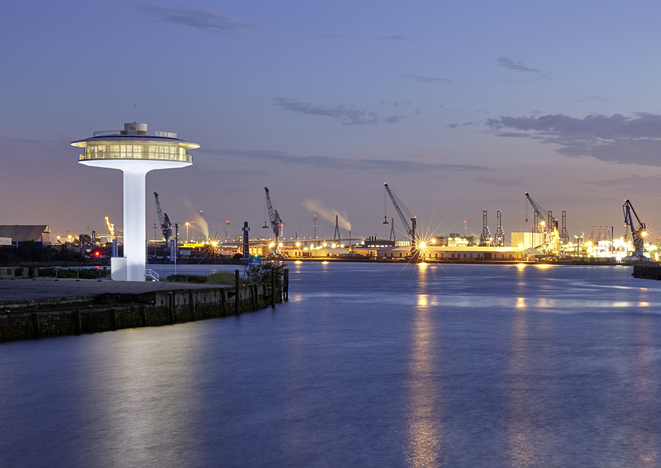 lighthouse hafencity, biwermau architekten